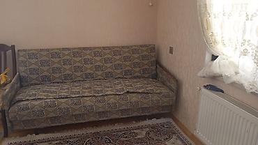 ağ xalca: Klassik dizaynlı divan - Model: sadə və funksional, düz xəttli — 1