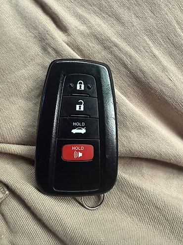 Смарт-ключ Toyota Camry 70 оригинал. Американец