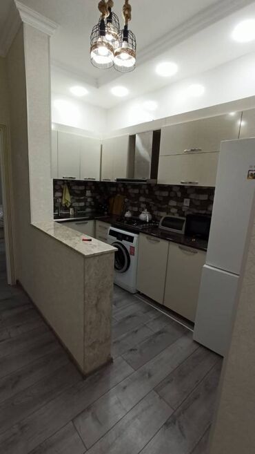 Yeni tikili: 3 otaqlı, Yeni tikili, m. Avtovağzal, 75 kv. m — 2