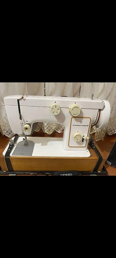çayka: Çayka 142 tikiş maşını - Sovet istehsalı, dözümlü “Çayka 142” model - — 1