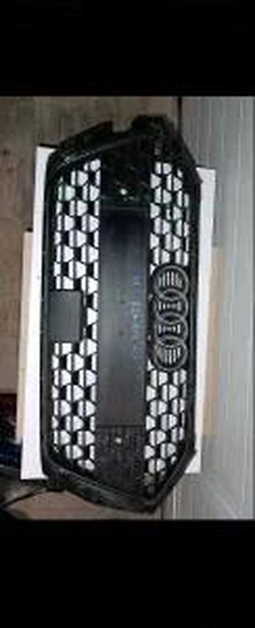 pezo 1: AUDI A1 S1 2020 CENTRALNA MASKA GRIL RESETKA 82A853653 | Audi vw — 2