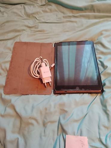 samsung galaxy tab s3: Комплект аудиотехники и аксессуаров В состав набора входят: - — 5