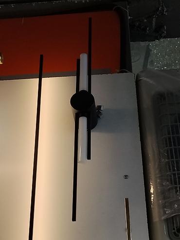 smart light: Настенный светильник в современном минималистичном стиле. - — 1
