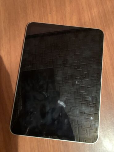 Apple iPad: İşlənmiş Apple iPad 10 (2022), 10,9", 64 GB, Ünvandan götürmə — 2