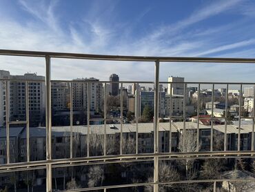 Офисы: Сдаю Офис, 157 м², В жилом комплексе, С видом на горы, С оборудованием, С отдельной кухней — 12