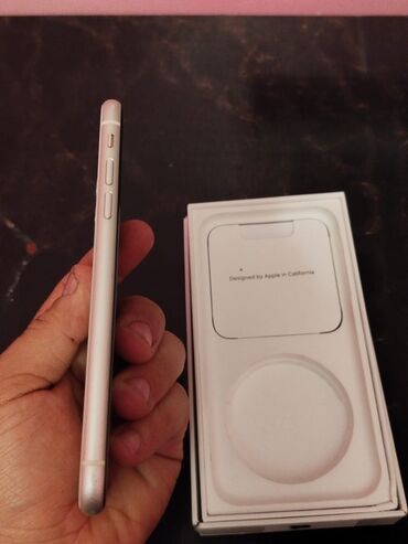 Apple iPhone: IPhone 11, 128 GB, Ağ, Face ID — 9