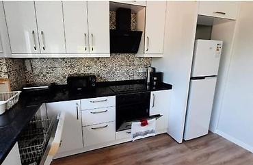 Квартиры: 3 комнаты, 145 м² — 3
