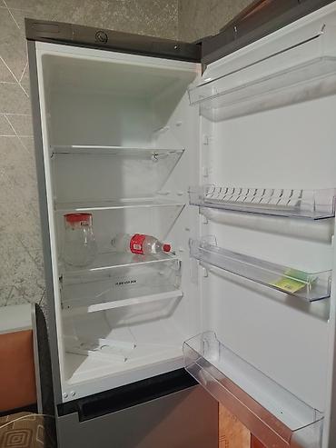 xarab kamera: Xarab 2 qapılı Indesit Soyuducu Satılır, rəng - Gümüşü — 2