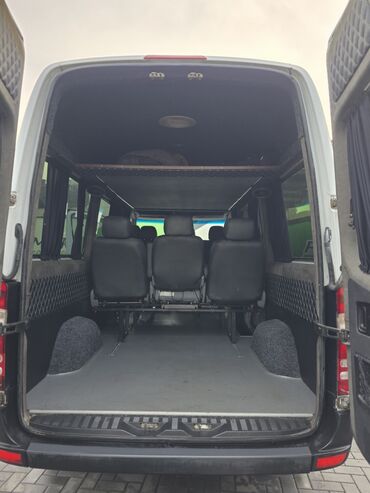 Mercedes-Benz: Mercedes-Benz Sprinter – putnički kombi visokog krova - Karoserija — 20