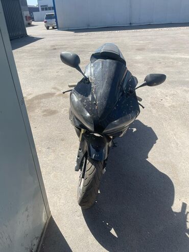 yamaha r3: Спортбайк Yamaha, 1000 куб. см, Бензин, Чоңдор үчүн, Колдонулган