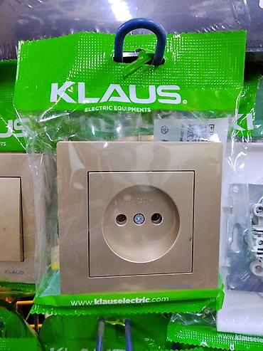 Розетка, Klaus, Встроенные, 1 гнездо
