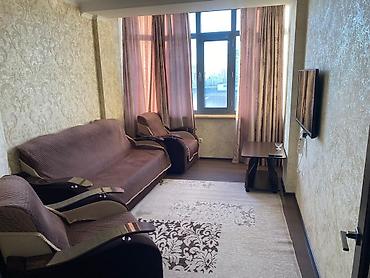 Долгосрочная аренда квартир: 2 комнаты, Риэлтор, Без подселения, С мебелью полностью — 1