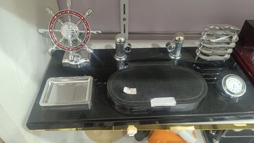 Masaüstü dəstlər: Ofis və iş otaqları üçün masaüstü dəst.tek və komplekt şəkildə — 3