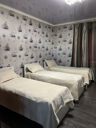 Посуточная аренда комнат: 250 м², С мебелью