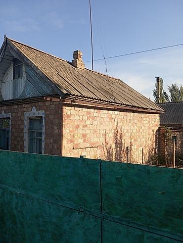 улица белорусская: Продаётся одноэтажный кирпичный дом с мансардным окном и двором.4 — 1