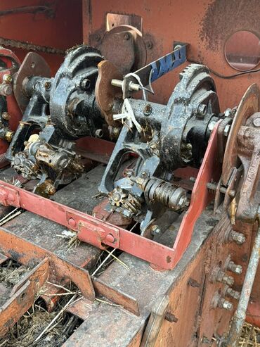 Другие комбайны: Ешка комбайн Состояние отличное мотор капремонттон кийин 20 га беде — 25