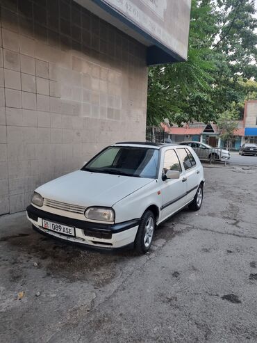 авто в рассрочку электромобиль: Volkswagen Golf: 1993 г., 1.8 л, Механика, Бензин, Хетчбек