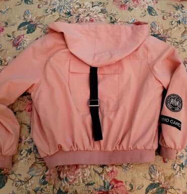 Женская куртка S (EU 36), M (EU 38), цвет - Розовый