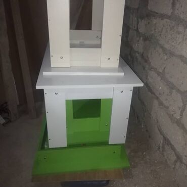 Sifarişlə masa və oturacaq dəstləri: Kvadrat masa, Mətbəx üçün, 4 nəfər, Açılmayan, Rusiya, 2 il zəmanət — 3