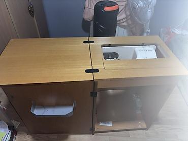 Klasične šivaće mašine: Šivaća mašina Bagat (model 726 Višnjak) sa originalnim drvenim — 6