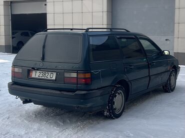 Volkswagen: Volkswagen Passat: 1989 г., 1.8 л, Механика — 5