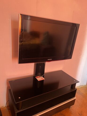 pastavka tv: İşlənmiş Televizor Samsung LCD 82" 4K (3840x2160), Ödənişli çatdırılma