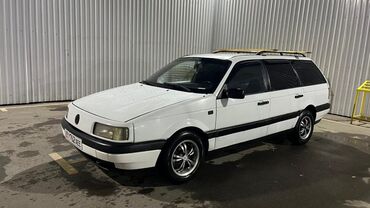 срочно продаю форд транзит: Volkswagen Passat: 1989 г., 1.8 л, Механика, Бензин, Универсал