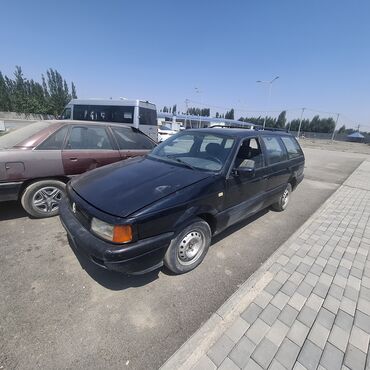 цапфа тойота: Черный универсал Volkswagen Passat предлагает просторное и