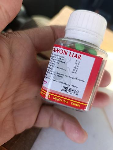Личные вещи: TAWON LIAR – растительные капсулы (Jamu) Форма выпуска: - Баночка — 3
