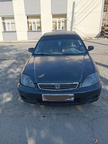 учёт российский: Honda Civic: 1998 г., 1.6 л, Механика, Бензин, Седан