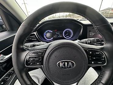 Kia: Kia Niro: 2020 г., 1.6 л, Типтроник, Гибрид, Кроссовер — 10