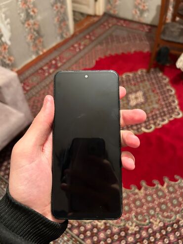 not 2: Xiaomi Redmi Note 11, 4 GB, rəng - Qara