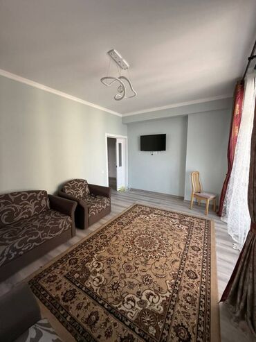 Долгосрочная аренда квартир: 2 комнаты, Риэлтор — 9