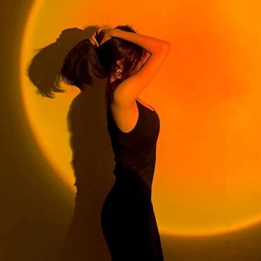 Рабочие настольные лампы: RGB лампа закат с пультом - Проекционный светильник торшер 16 цветов — 9