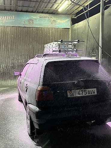 Унаа сатуу: Volkswagen Golf: 1992 г., 1.8 л, Кол менен иштөөчү, Бензин, Хетчбек — 2