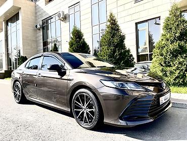 prius plus: Toyota Camry: 2022 г., 2.5 л, Вариатор, Гибрид, Седан — 3