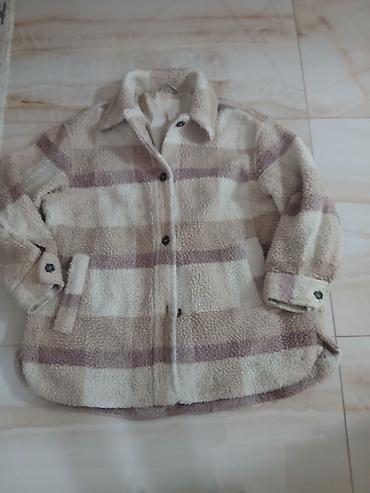 h: H&M ženska jakna/košulja od teddy/šerpa flisa - Materijal: mekani — 1
