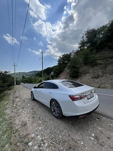 малибо 1: Chevrolet Malibu: 2017 г., 1.5 л, Седан — 4