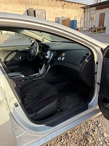 lexus nx 2017: Hyundai Sonata: 2011 г., 2 л, Автомат, Газ, Седан — 1