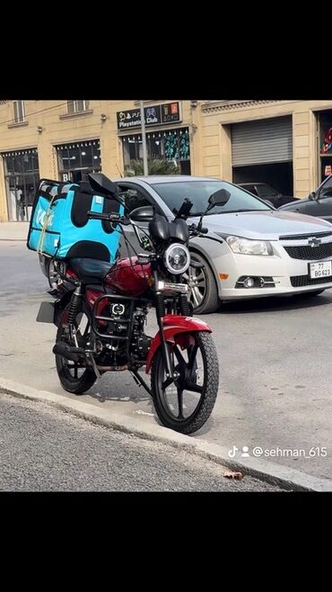 ucuz mapetlər: Moto: şəhər içi sürüş və kuryerlik üçün praktik benzinli motosiklet