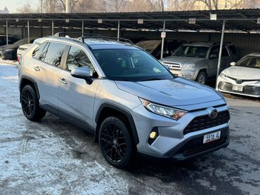 Hyundai: Toyota RAV4: 2020 г., 2.5 л, Автомат, Бензин, Кроссовер