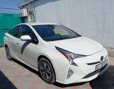 Toyota: Toyota Prius: 2016 г., 1.8 л, Автомат, Гибрид, Седан