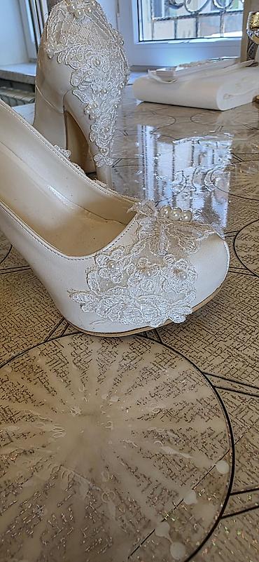 eqa shoes qarayev: Gelin ayaqqabısı. Yenidir.Ağ rəngli yüksək daban qadın tuflisi - — 9