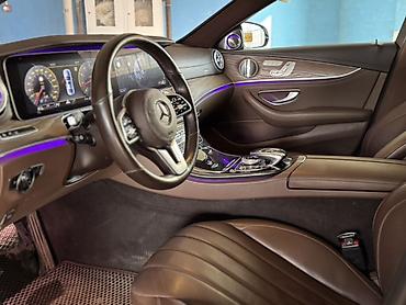 Mercedes-Benz: Mercedes-Benz E-класс AMG: 2019 г., 2 л, Автомат, Бензин, Седан — 9