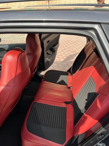 Hyundai: Hyundai i30: 1.6 l | 2008 il Universal — 10