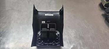 manometar za gume: KONZOLA ZA SEAT LEON - 5F0863289 | KONZOLA (OTVOR ZA VENTILACIJU) — 2