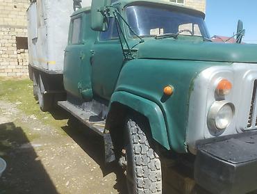 фургоны категории б: GAZ yük maşını – ikiqat kabinalı, qapalı furqonlu - Marka/model: GAZ — 10