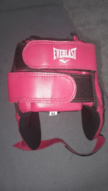 шлем для тхэквондо: Боксерский шлем EVERLAST, носили 2 раза так что можно сказать что