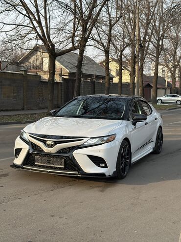 Toyota: Toyota Camry: 2019 г., 2.5 л, Автомат, Бензин, Седан