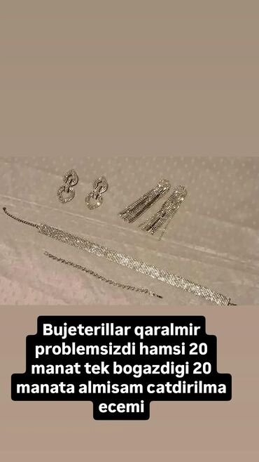 Eynəklər: Bijuteriya dəstləri